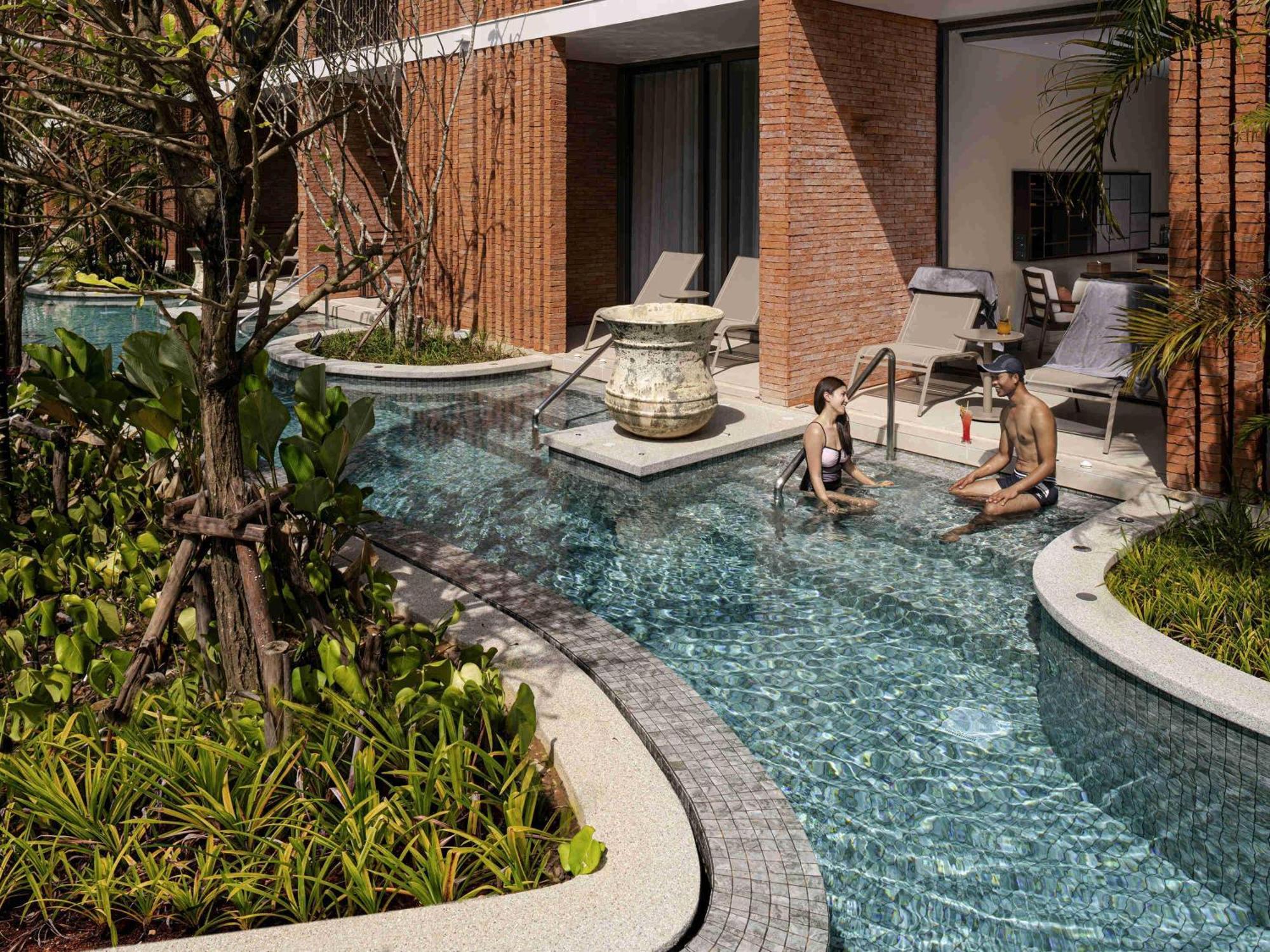 Family Suite Pool Access,1766179133:JPEG